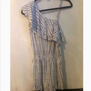 💫Beach romper!! NWT